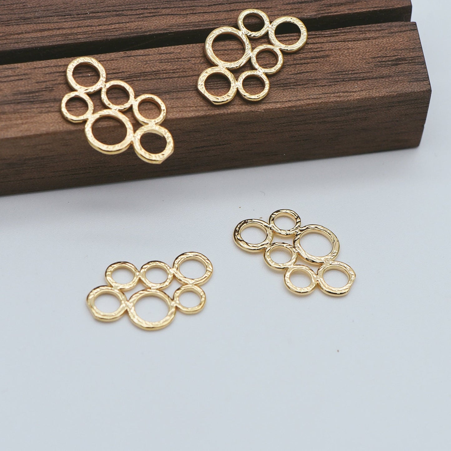 10pcs Gold plated Brass Filigree Charm Pendants 20x12mm, Multi-Loops Connectors, Lead Nickel Free (GB-3091-C)
