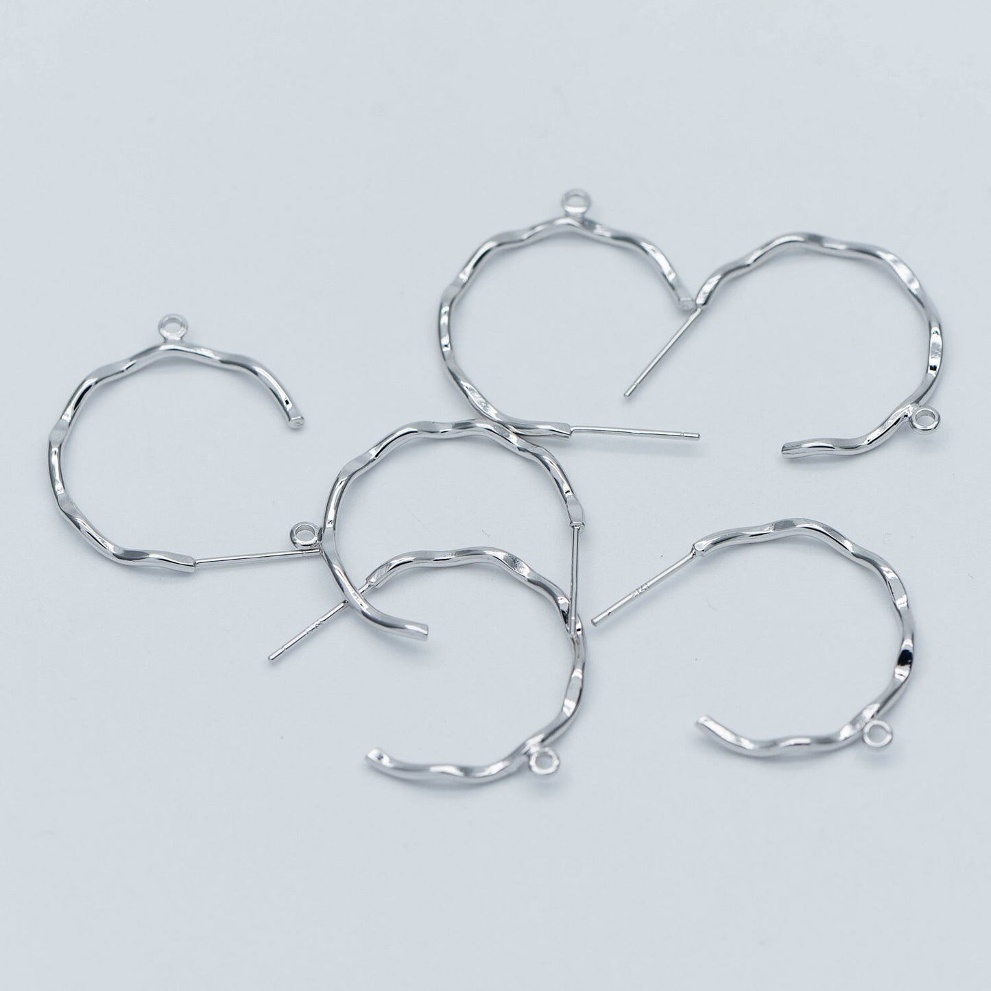 10pcs Gold/ Rhodium plated Brass Earring Posts, Gold/ Silver tone Circle Stud Earring with Ring/Loop, Circle Size 24mm (GB-535)