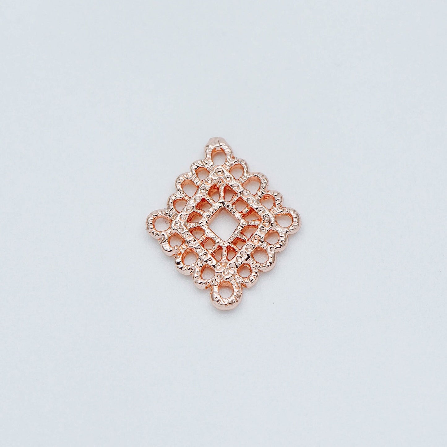 10pcs Gold Plated Brass Diamond Charms: Filigree Rhombus Connectors (GB-890-A)