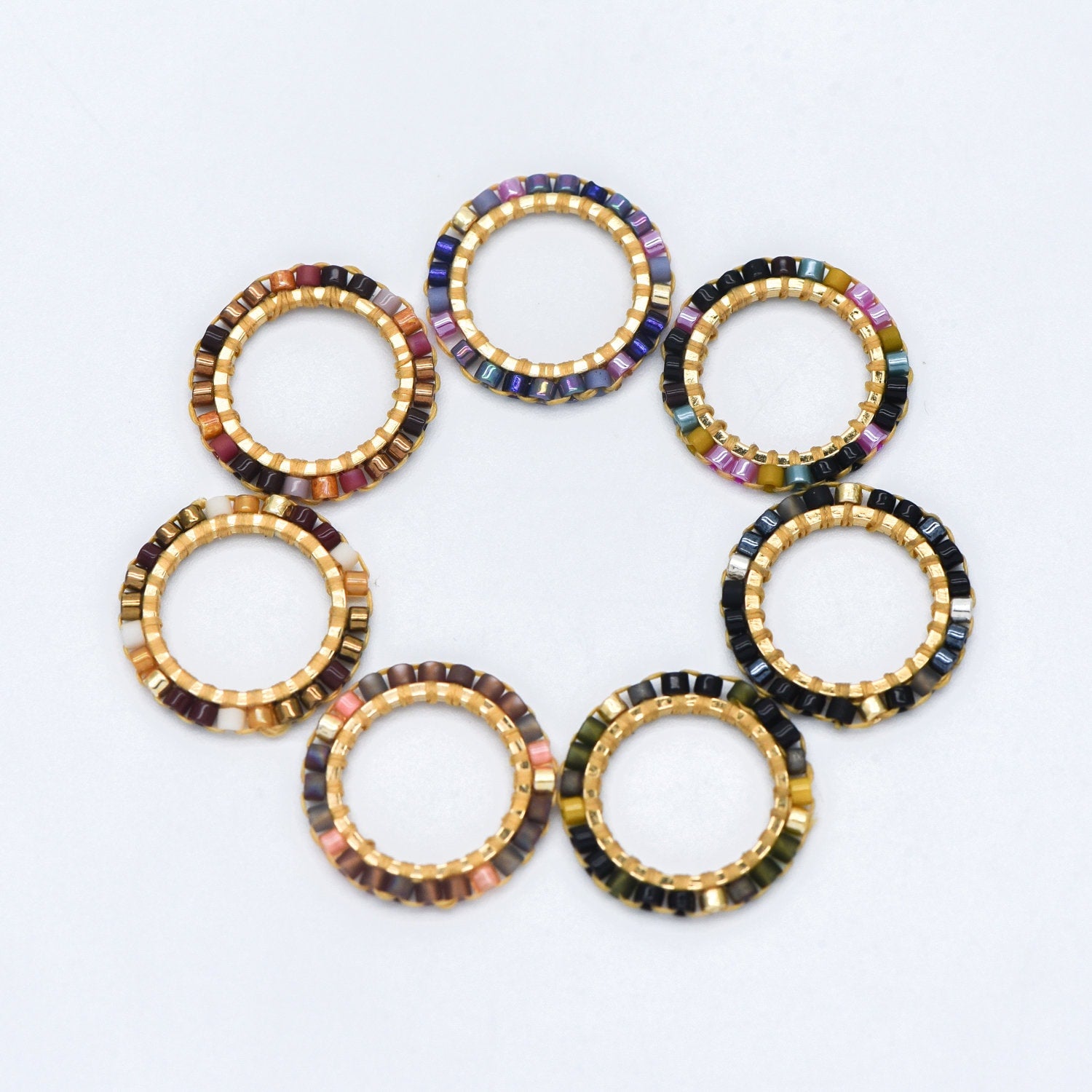 4pcs Seed Beads Round Circle Charm Connectors 16mm, Japan Miyuki Seed Glass Beaded Geometric Ring Pendants (RM-42)