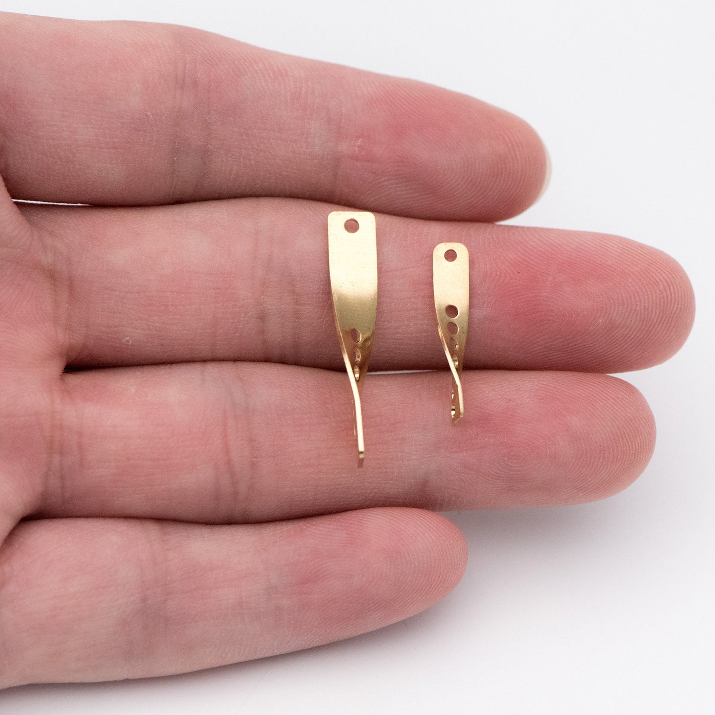 20pcs Raw Brass Link Pendants 19/ 27mm, Geometric Twisted Bar Charm Connectors (RB-122)