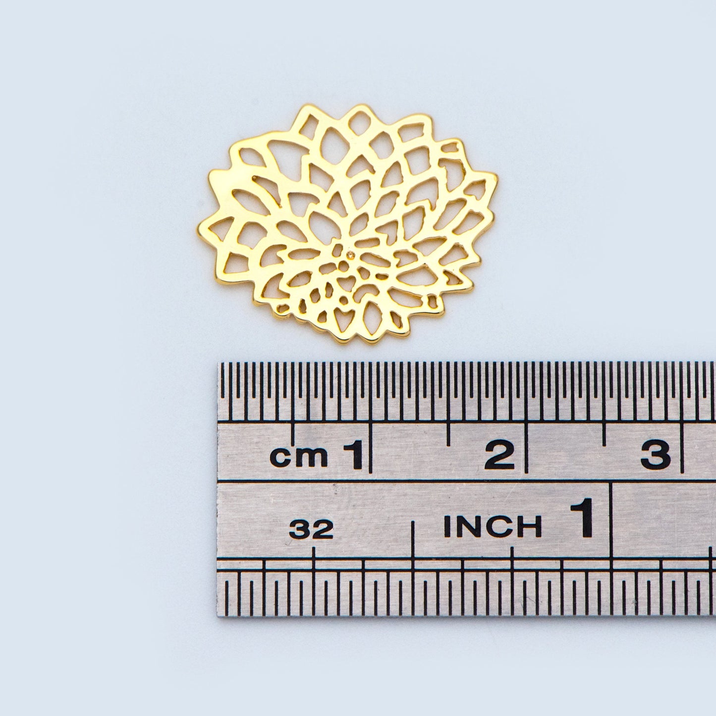 10pcs Gold Filigree Charms 20x17mm, 18K Gold plated Brass Floral Connectors (GB-930)