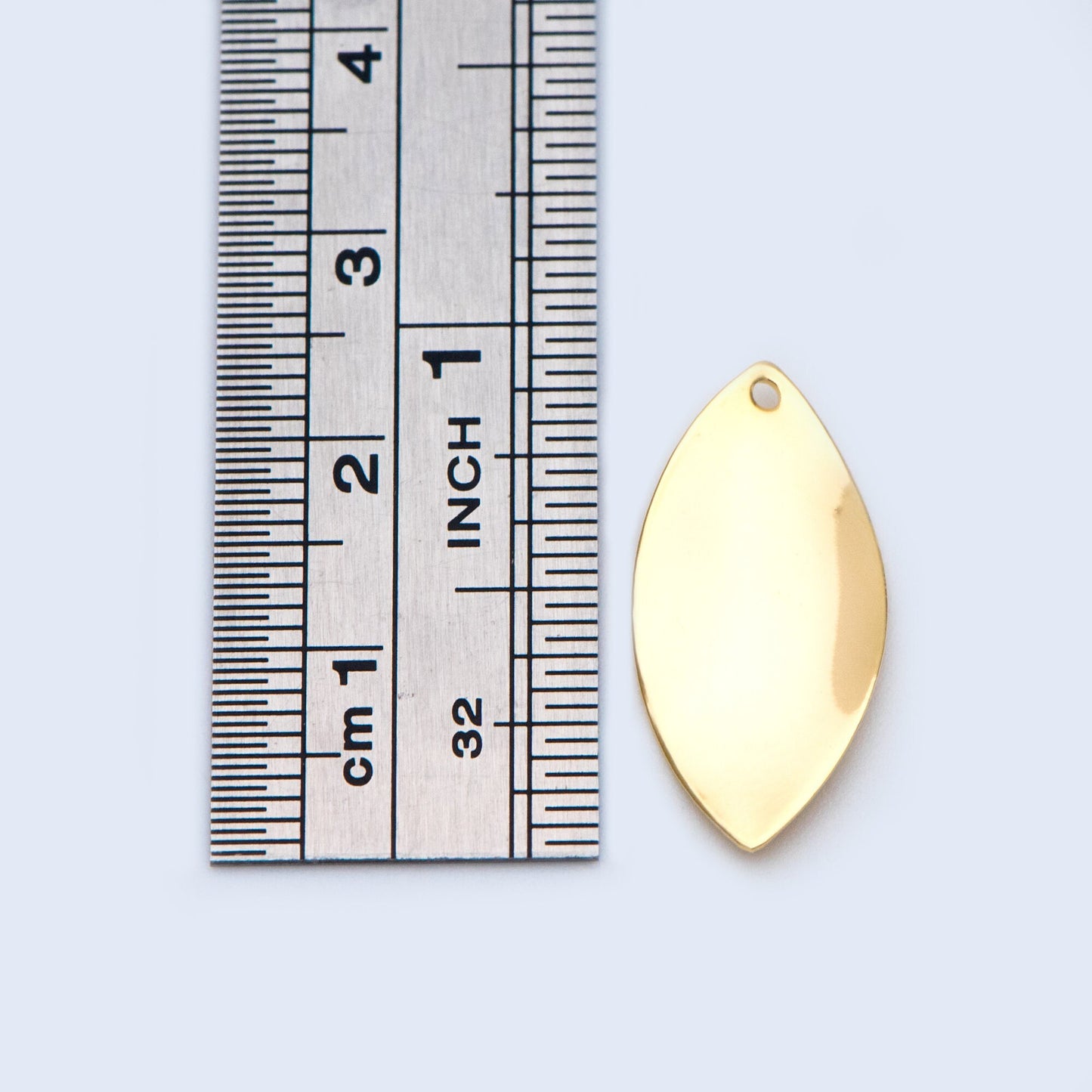 10pcs Gold/ Silver Leaf Charms, Gold/ Rhodium plated Brass, Twist Oval Pendants 23x11mm (GB-981)