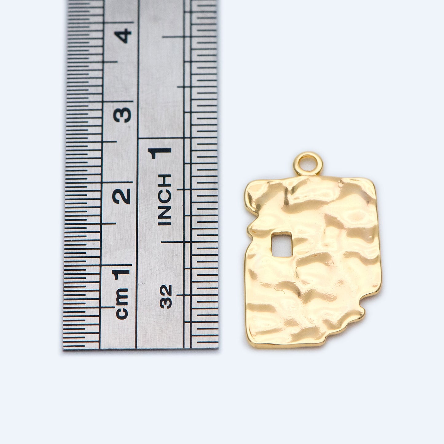 10pcs Gold plated Brass Irregular Charms, Gold Hammered Pendants 23x15mm (GB-2977-i)