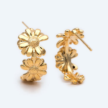 10pcs Gold plated Brass Flower Earring Posts, Daisy Stud Earrings (GB-1977)