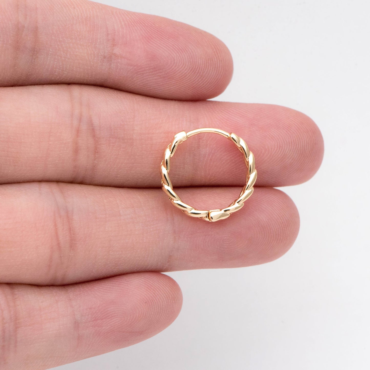 4pcs Gold Hoop Earrings, 16mm, Gold Huggie Earrings, Gold Chain Earrings (GB-3020-D)