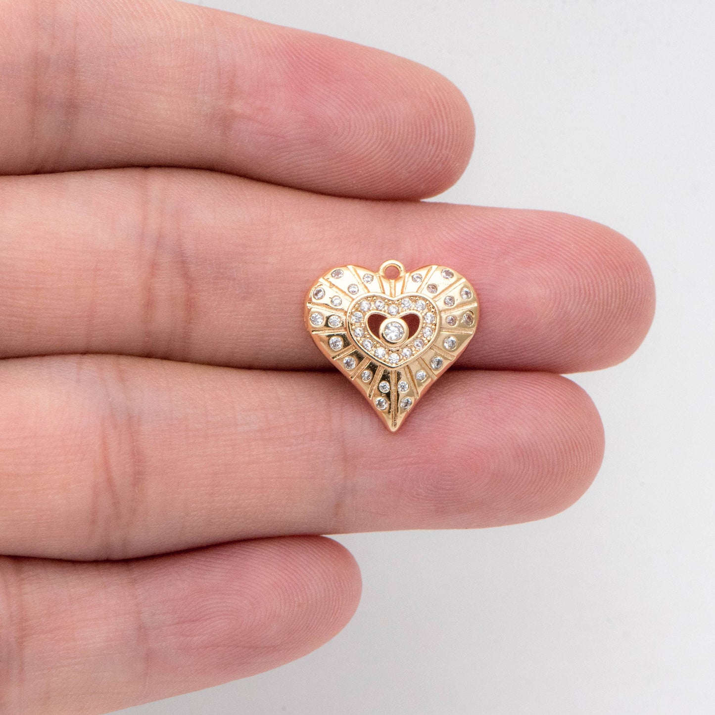 4pcs CZ Pave Gold Heart Pendants: 18K Gold Plated Brass Charms 15mm, (GB-4409-D)