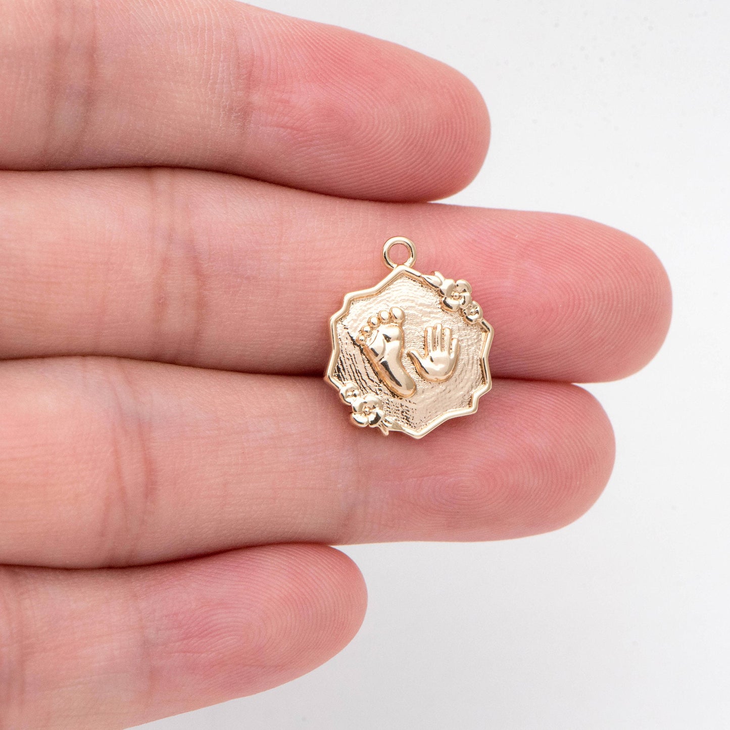 4pcs Footprint and Handprint Charm, Jewelry Supplies, Craft Supplies (GB-2506)