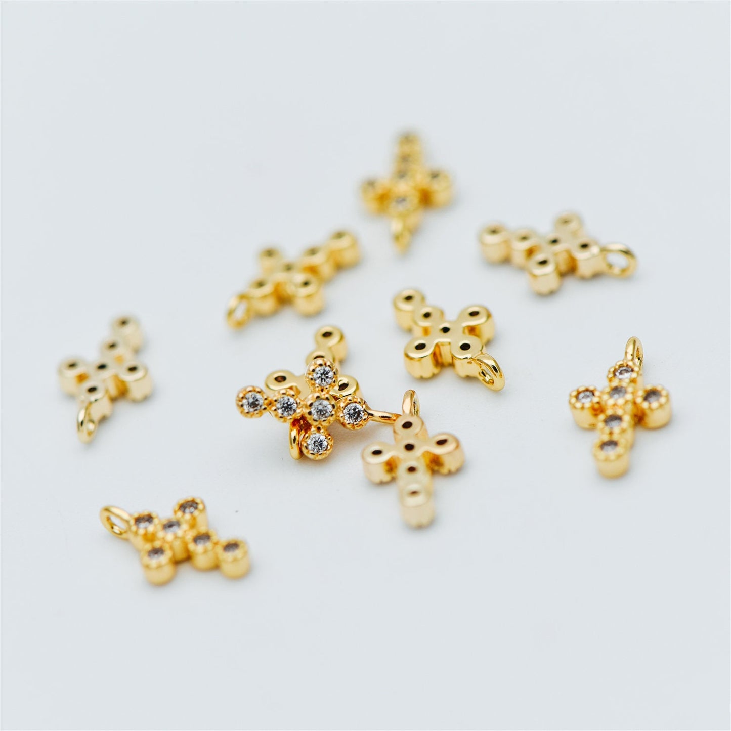 4pcs CZ Pave Cross Charm, Small Cross Charm, Cross Pendant, Cross Necklace Charm, Tiny Cross (GB-2731-C)