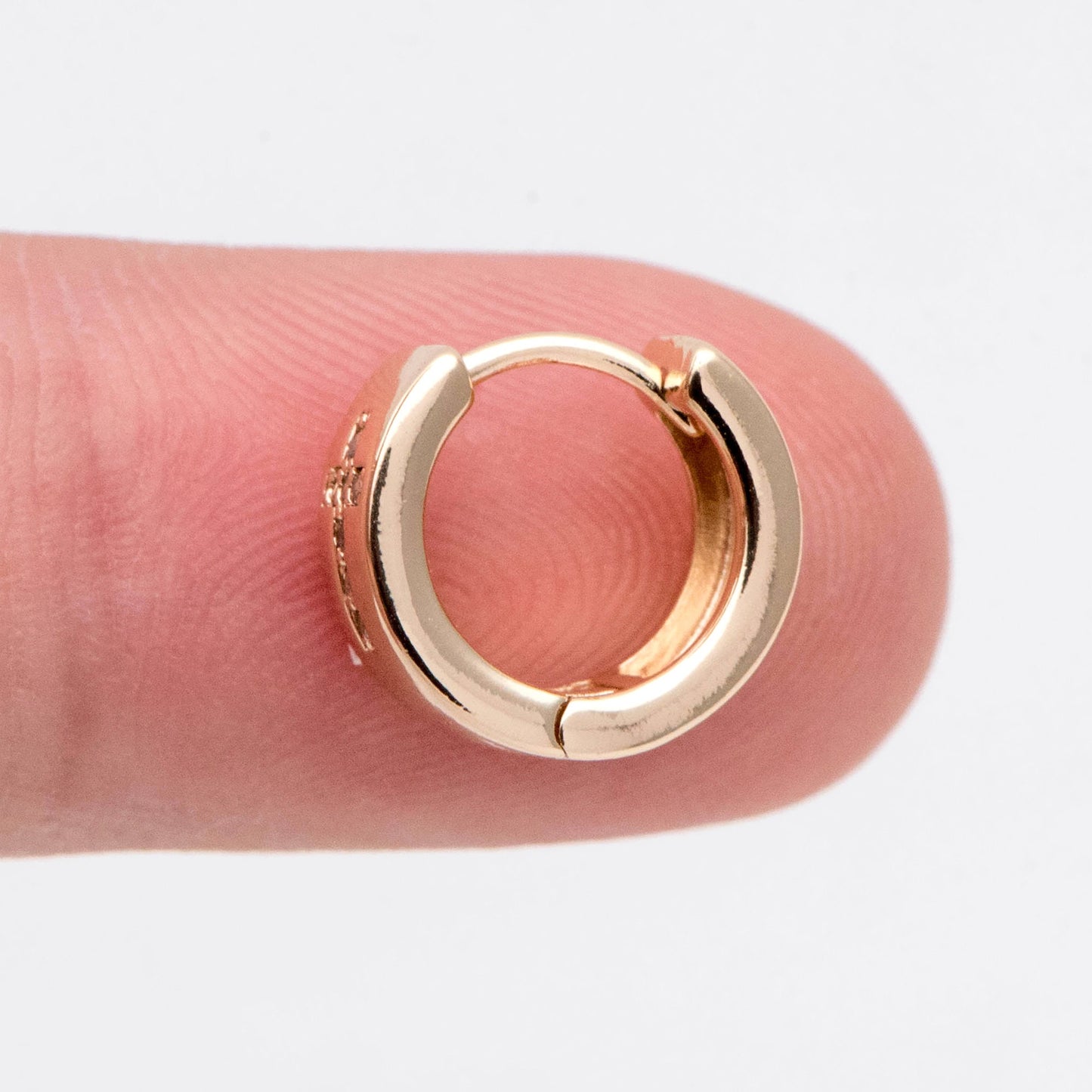 4pcs CZ Pave Cross Huggie Earrings, Hoop Earrings, 18K Gold plated Brass, Earring Component Findings (GB-2873)