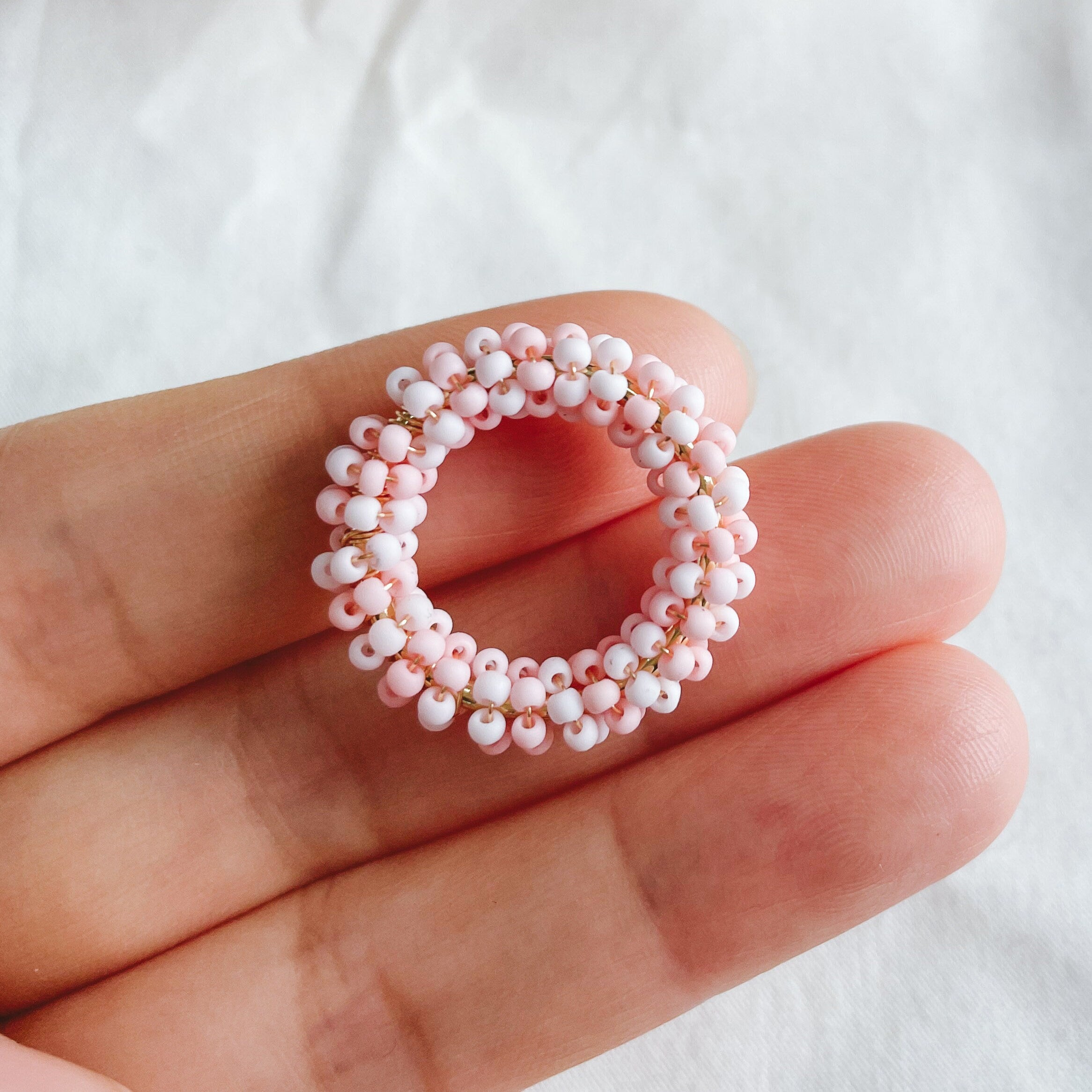 4pcs Beaded Hoop Findings: Pastel Glass Bead Circle, 25mm (FB-077)