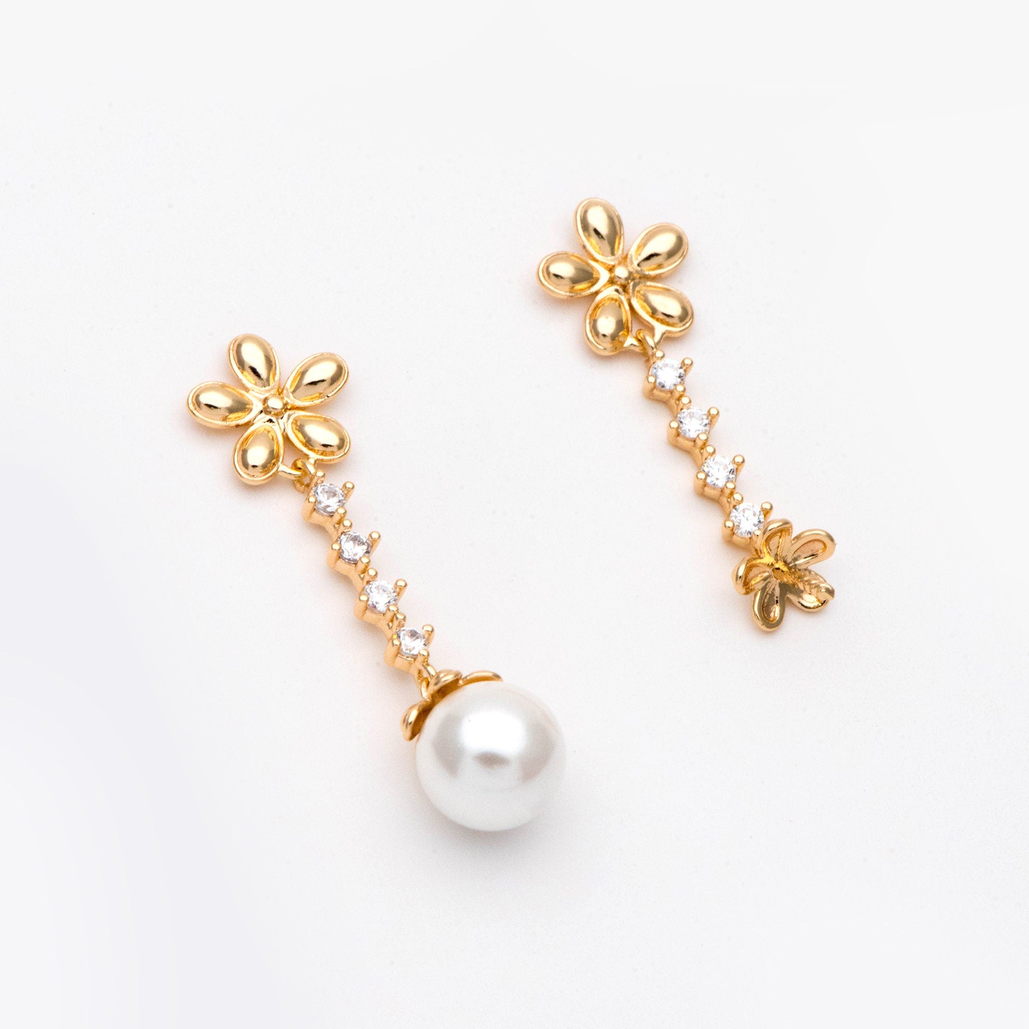 4pcs Gold Flower Earring With Pearl Peg Earring Mounts, Foral Stud Earrings with Peg (GB-2973)