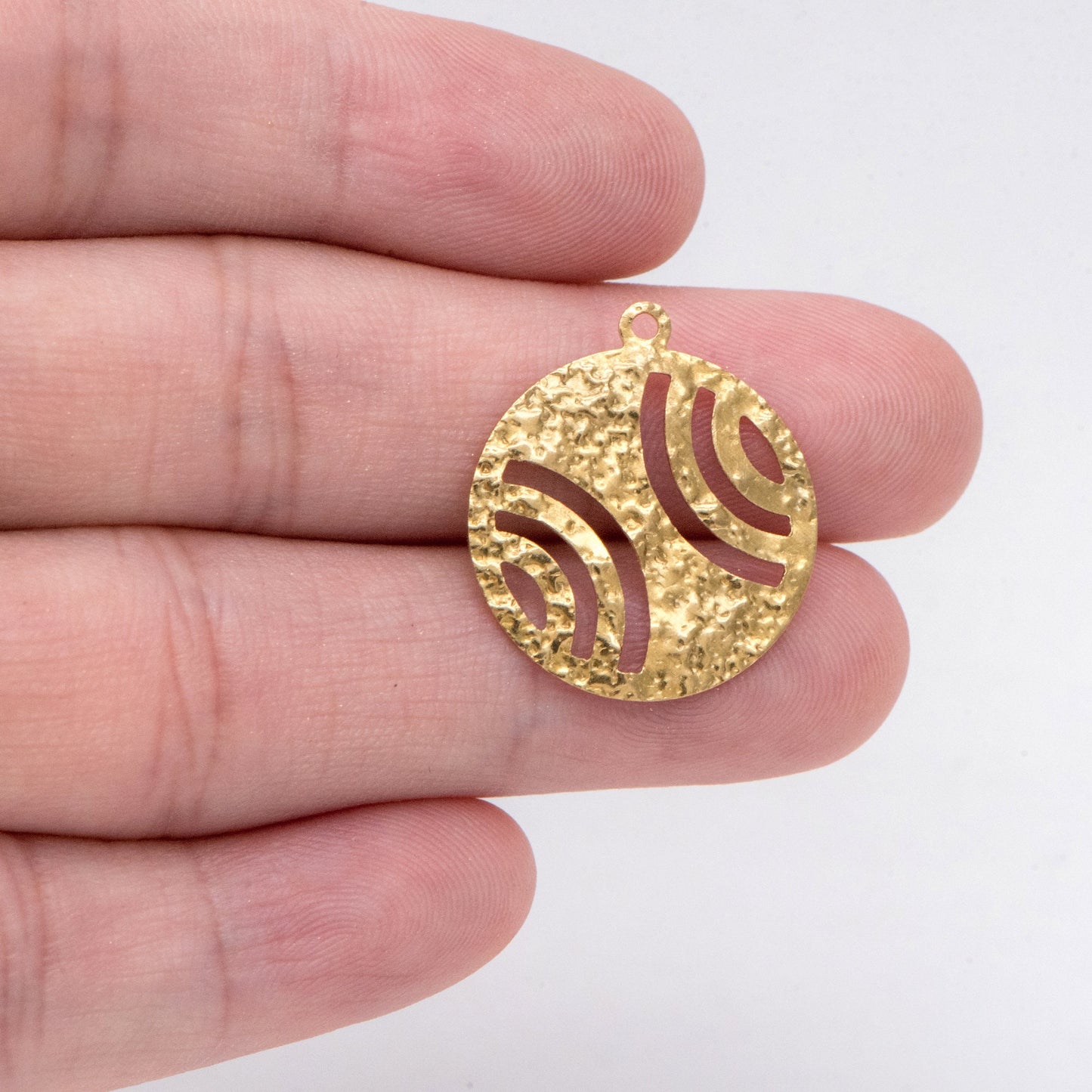 10pcs Raw Brass Round Charm Pendants 23x20mm, Brass Findings Wholesale (RB-231)