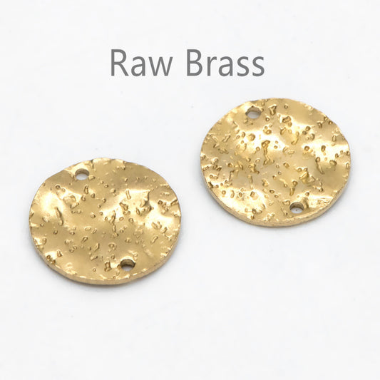 10pcs Raw Brass Hammered Round Connectors 13mm, Brass Circle Charm Pendants (RB-226)