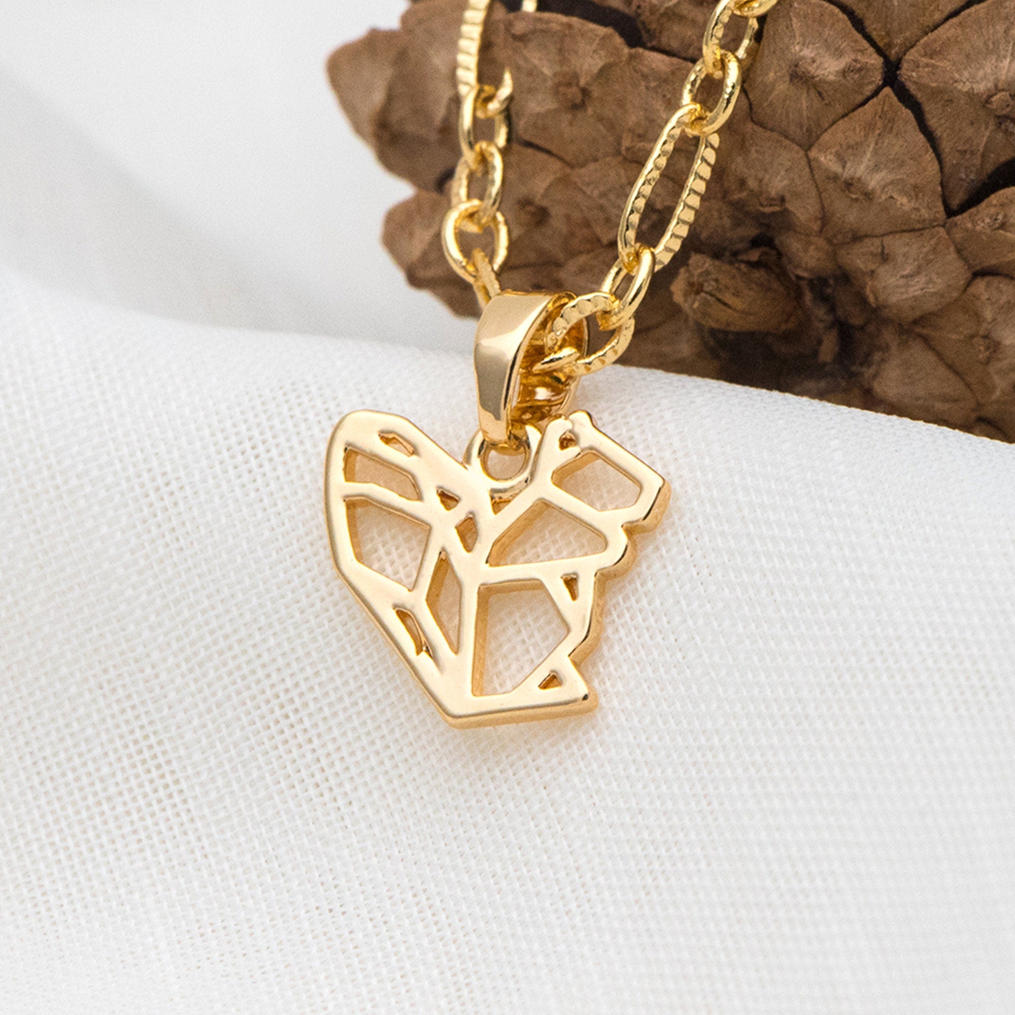 10pcs Gold plated Brass Squirrel Charm Pendants 13x16mm, Lead Nickel Free (GB-262)