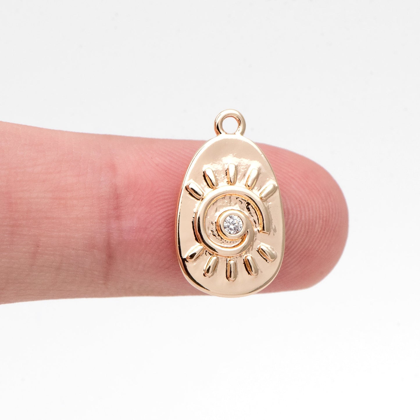 4pcs CZ Pave Gold Sun Charms 17.5x10.5mm, 18K Gold plated Brass, Sun Pendants (GB-1311-M)