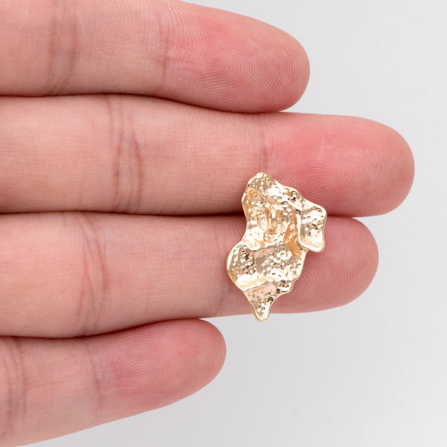 10pcs 18K Gold Plated Hammered Ear Posts: Irregular Stud Components (GB-3165)