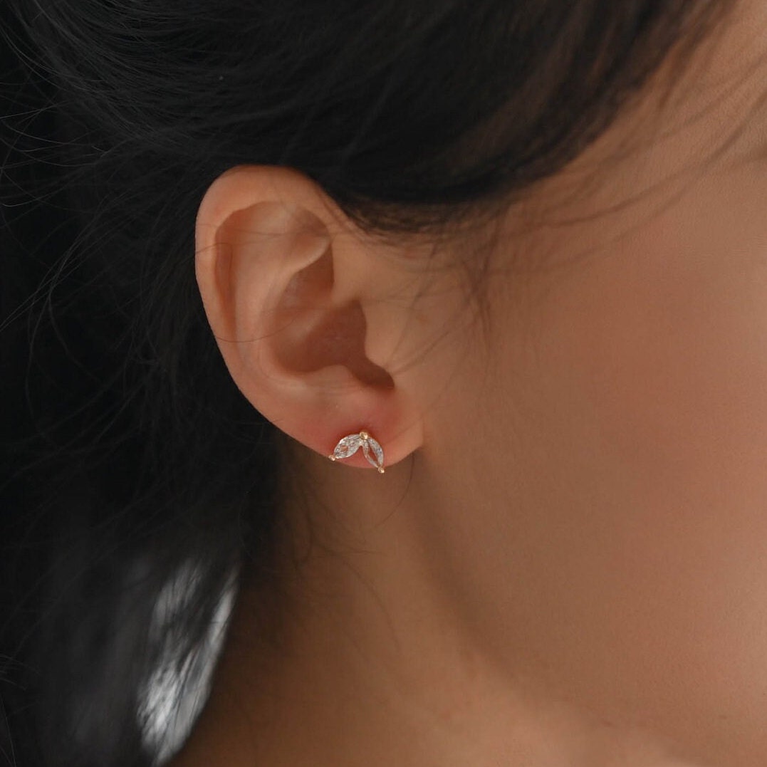 10pcs CZ Pave Gold Leaf Ear Posts, Gold Plated Brass, Jewelry Supplies (GB-3066)