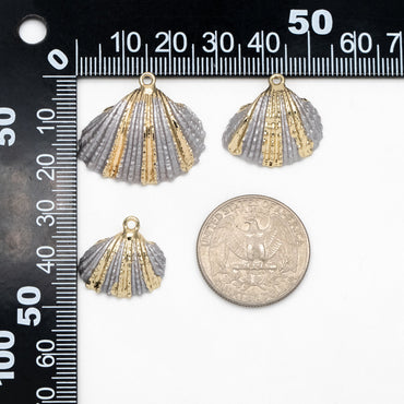 10pcs Natural Shell Charms, Gold plated Shell Pendants, Grey Striped Pattern (BK-023)