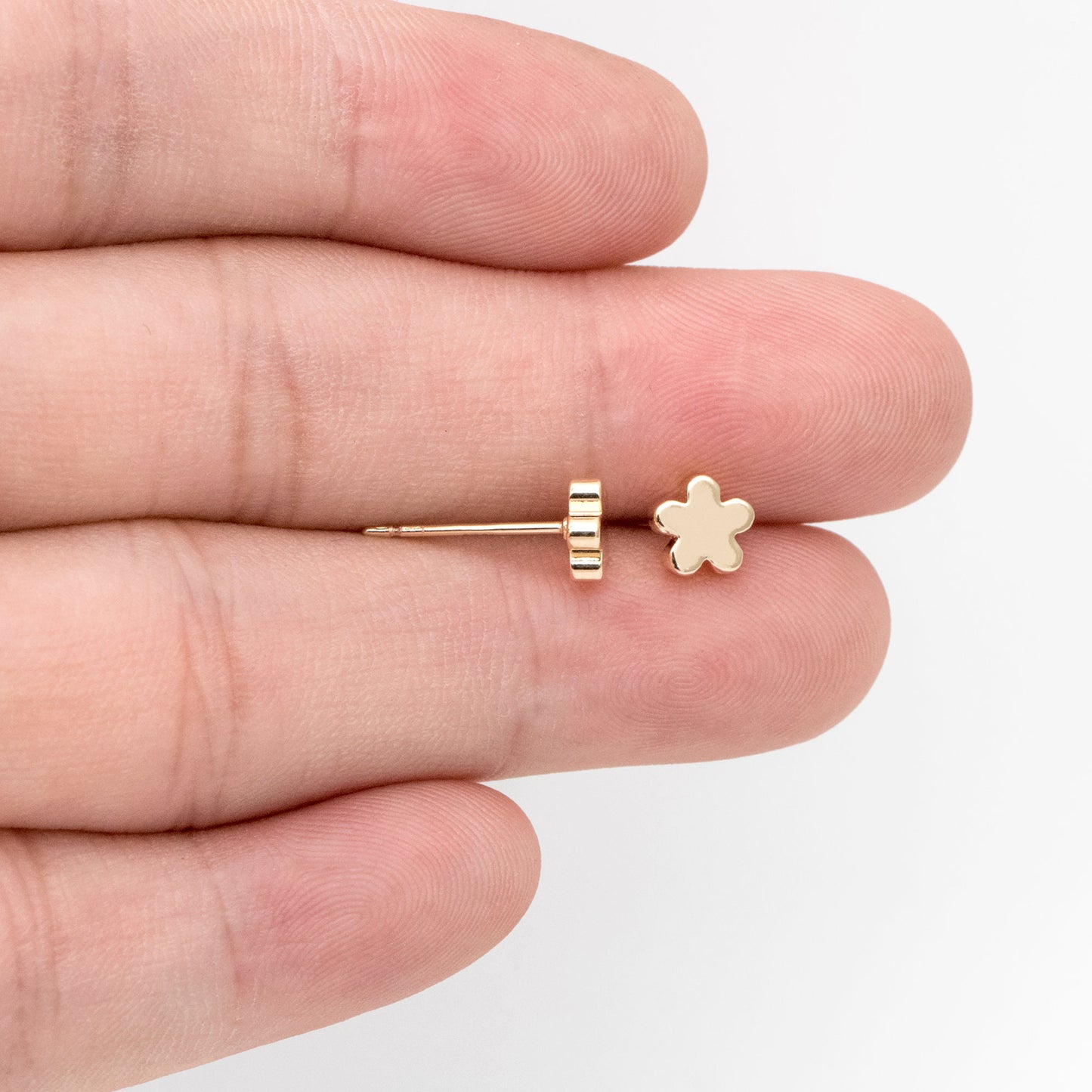 10pcs Gold Flower Ear Posts 6mm, 18K Gold plated Brass, Floral Earring Studs (GB-3331)