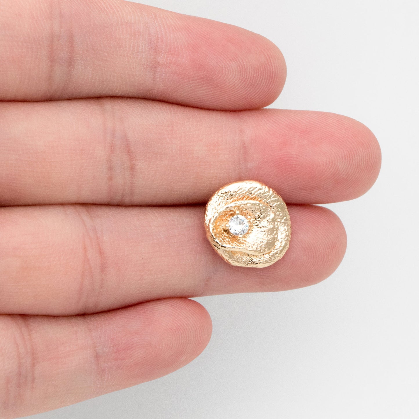 4pcs CZ Pave Gold Textured Round Earring with Loop, 14mm, 18K Gold plated Brass, Stud Earring Components (GB-3423)