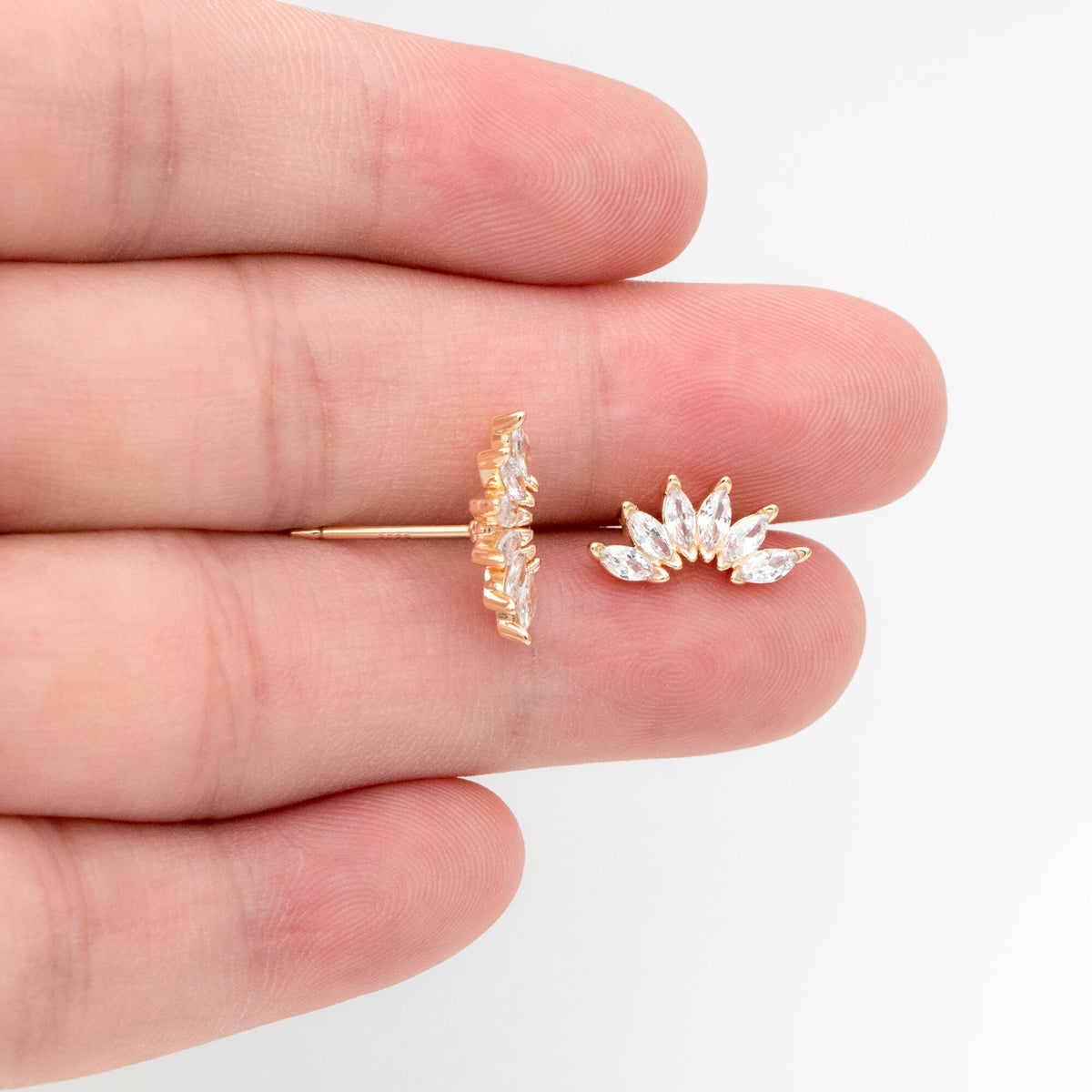 4pcs CZ Pave Leaf Earring, Flower Ear Posts, Dainty Earrings, Jewelry Making, Diy Material, Jewelry Supplies (GB-3369-J)