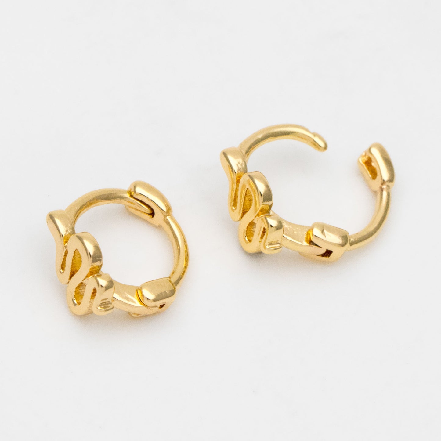 4pcs Gold Tiny Snake Hoop Earrings, 8mm hoop, Tragus Hoop, Rook Hoop, Helix Hoop, Cartilage Hoop, Cartilage Clicker Hoop (GB-3474-H)
