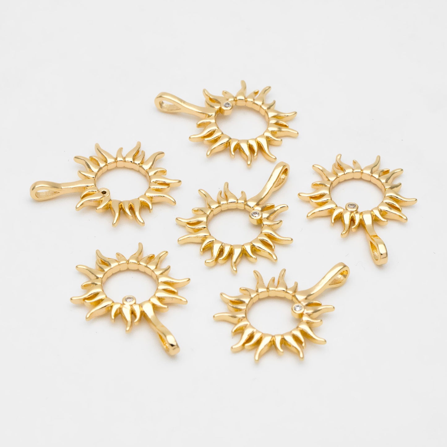 4pcs CZ Pave Gold Sun Charms, Sun Pendants, Jewelry Making, Diy Material, Jewelry Supplies (GB-1311-G)