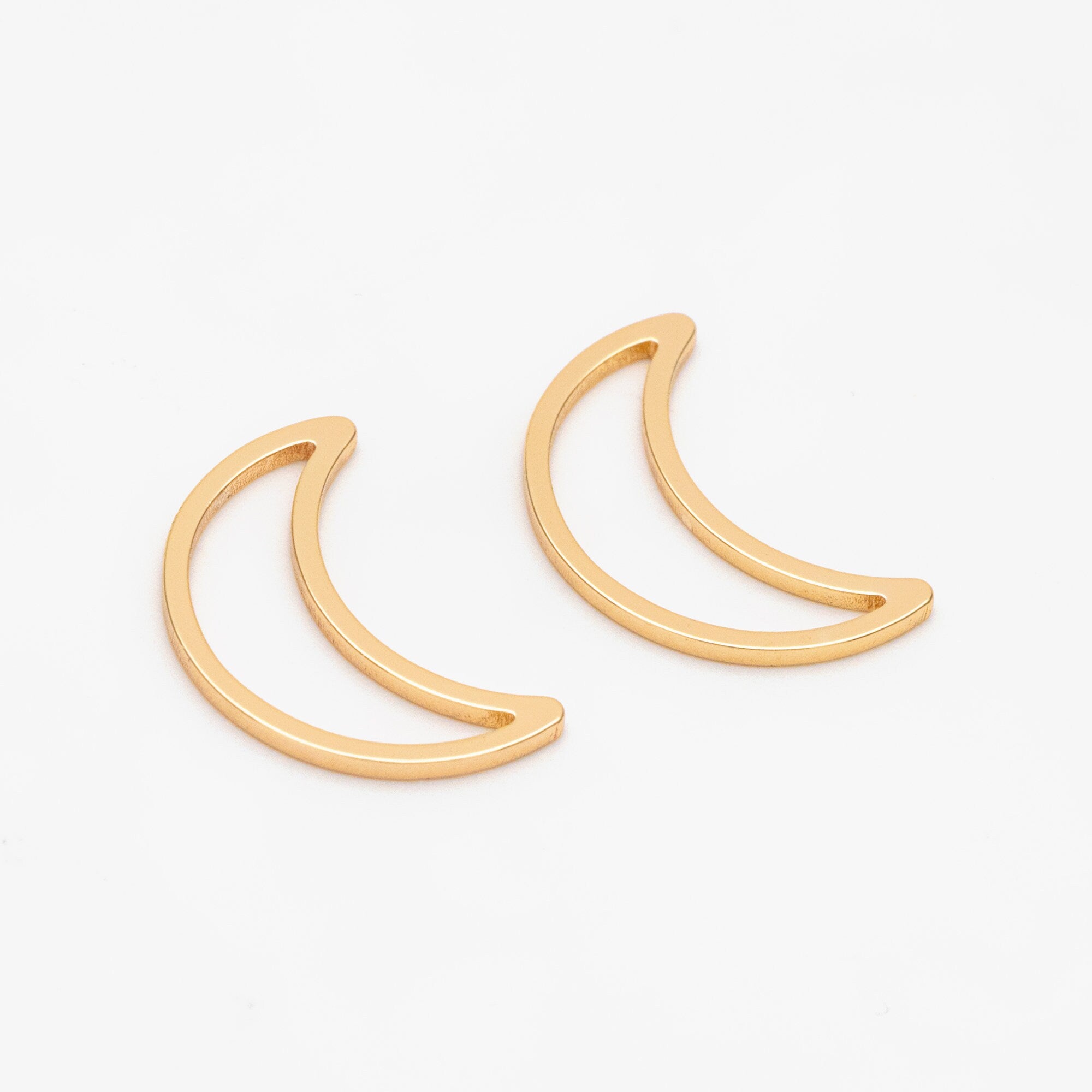 10pcs Gold Hollow Moon Charms 17x11mm, Gold plated Brass, Lead Nickel Free, Color Not Easily Tarnish (GB-3518)