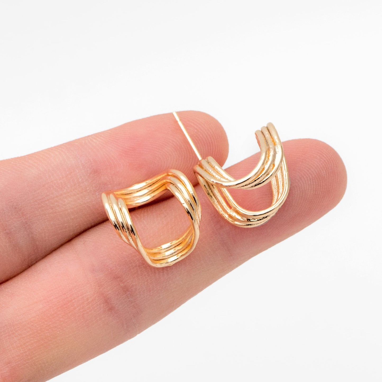 10pcs Gold U-Shaped Ear Posts, 18K Gold plated Brass, Curved Ribbon Stud Earring (GB-3563)
