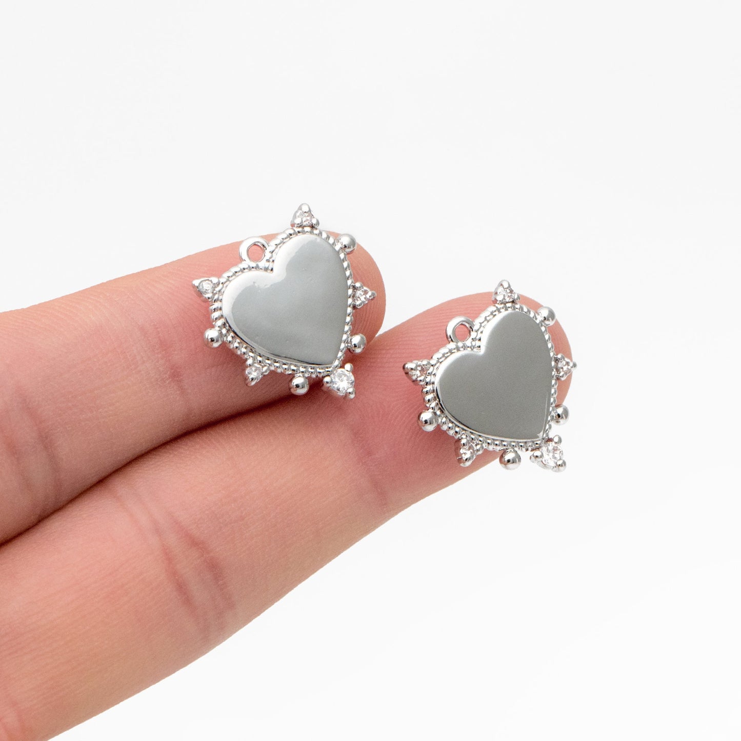 10pcs CZ pave Gold/ Silver Heart Pendants 17mm, 18K Gold/ Rhodium plated Brass, Rhinestone Heart Charms (GB-1905)