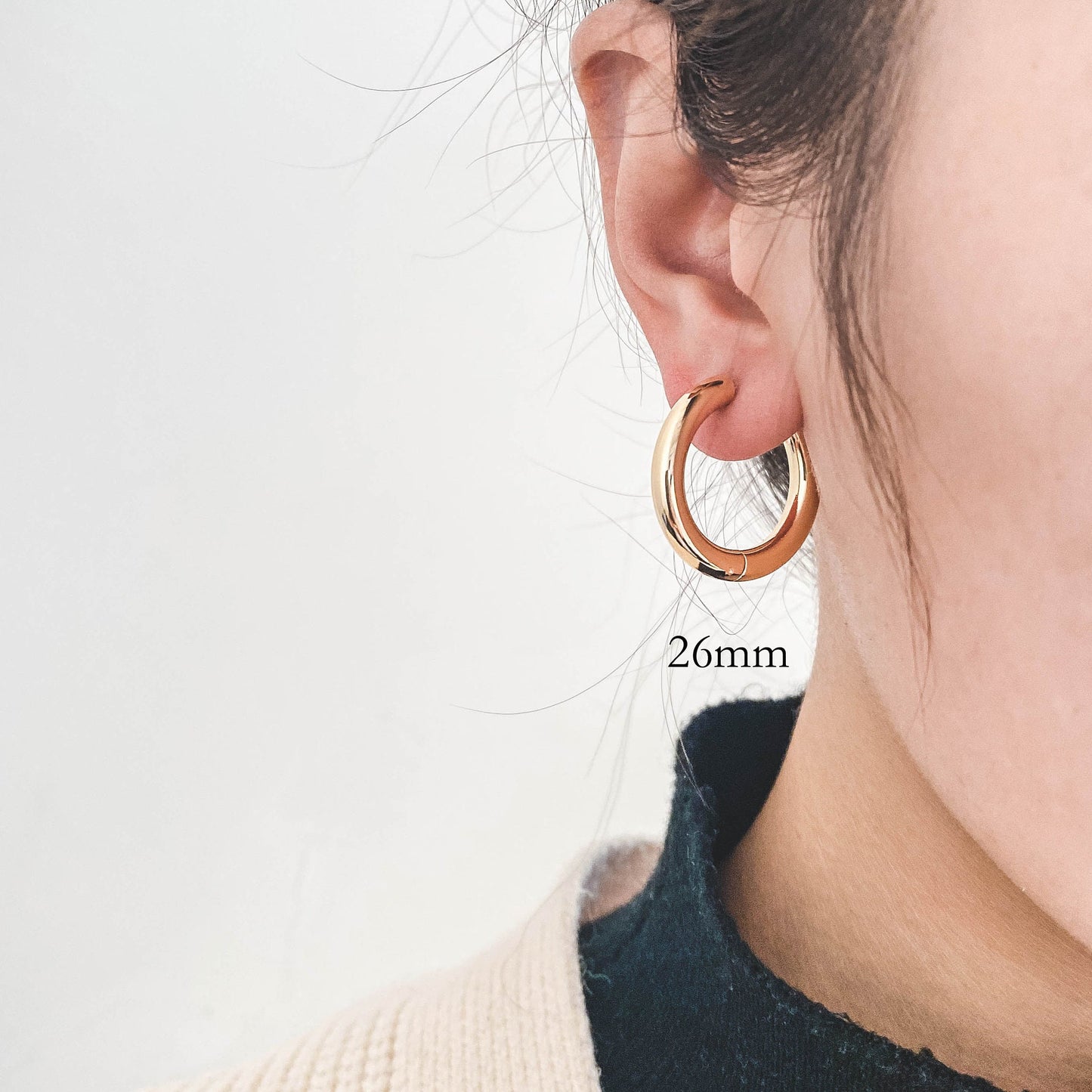 4pcs Gold/ Silver Tone Chunky Hoop Huggies, 4mm Thick, 18/ 20/ 22/ 24/ 26mm, Stainless Steel Hoop Earrings, Minimalist Earrings (GB-3301)