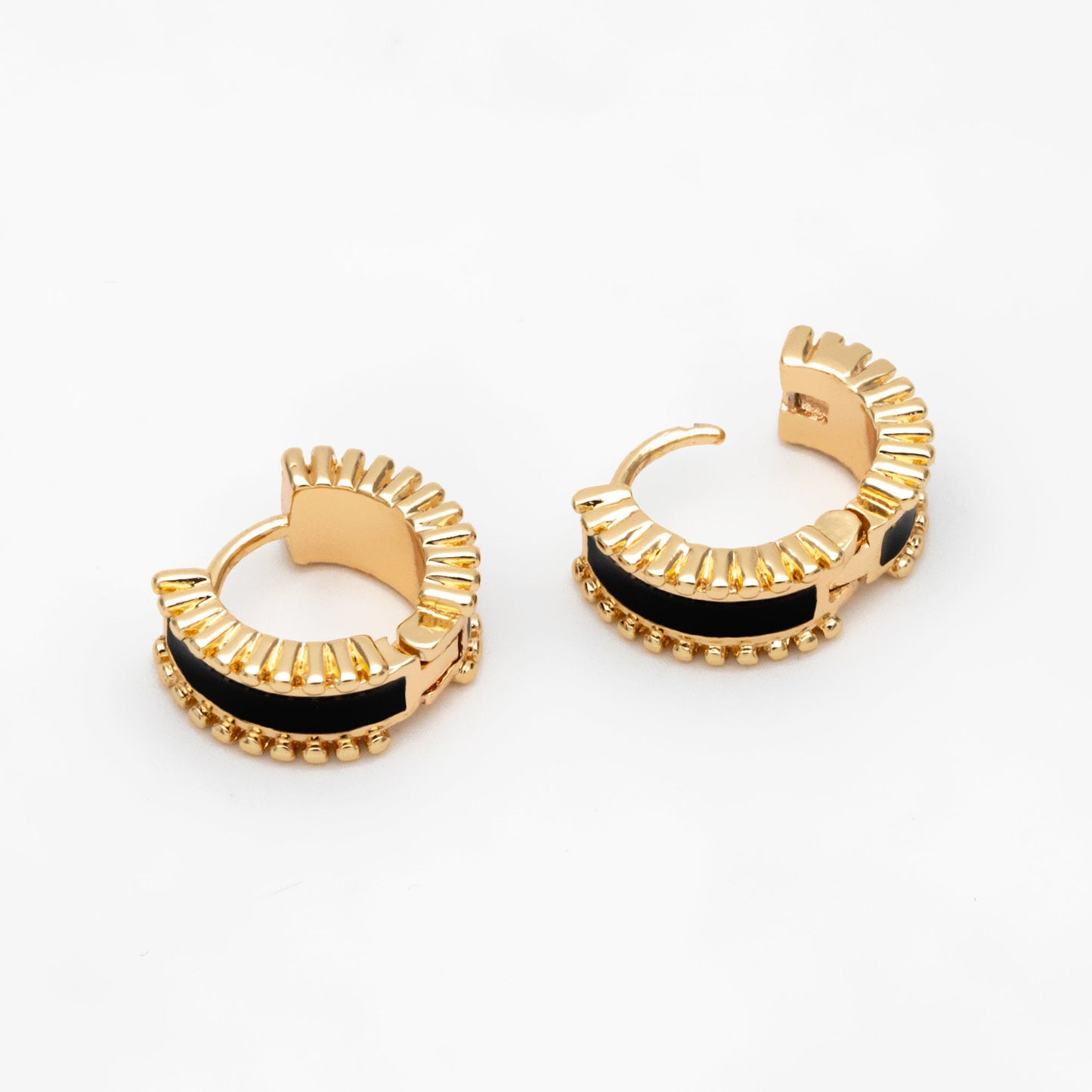 4pcs Gold Enamel Circle Hoop Earrings, 18K Gold plated Brass, Minimalist Huggie Earrings (GB-3717-E)