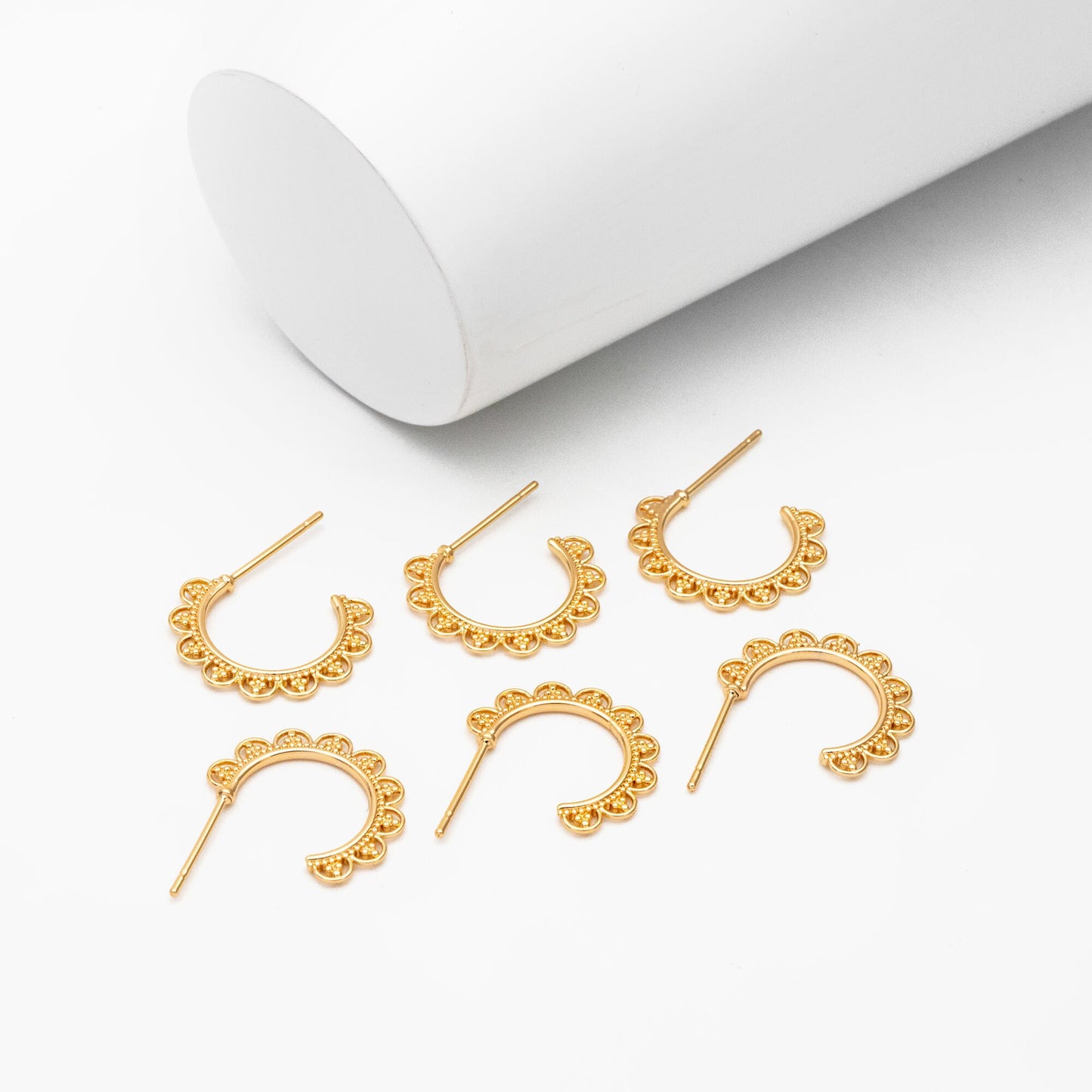 10pcs Gold Round Circle Ear Posts 18mm, Gold plated Brass, Dainty Geometric Hoop Stud Earrings (GB-3729)