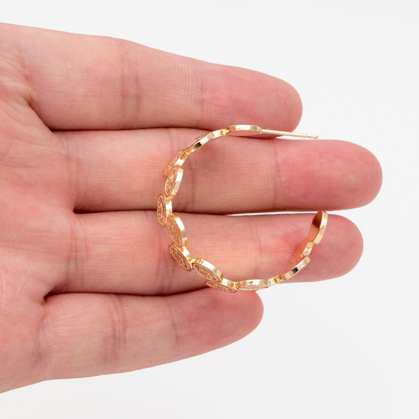 4pcs Gold Textured Disc Round Circle Ear Posts 33mm, Gold plated Brass, Geometric Hoop Stud Earrings (GB-3802)