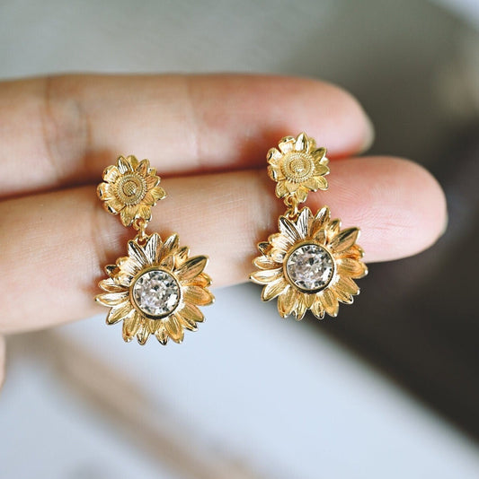 Gold Sunflower Earrings, Flower Earrings, Everyday Earrings, Sunflower Jewelry, Gift For Her (ER-092-3)