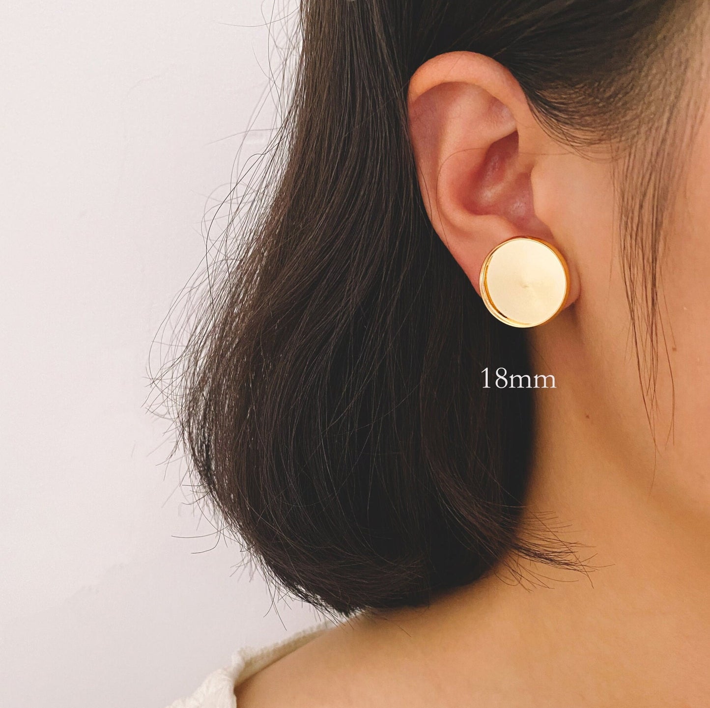 10pcs Gold Blank Base Tray Cabochon Earring Setting 12/ 16/ 18mm, Gold plated Brass Bezel Cabochon Ear Post (GB-3108)