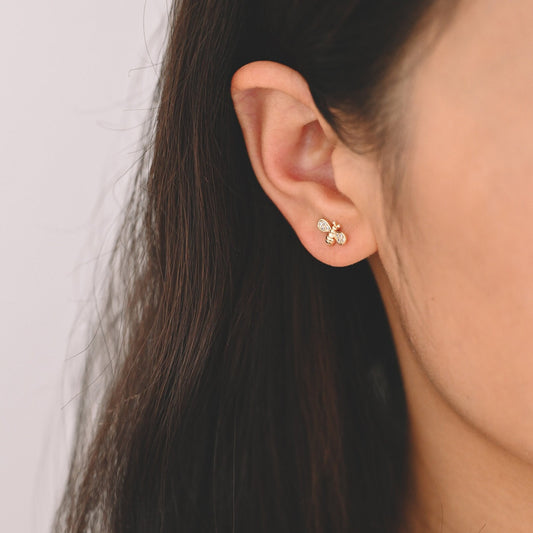 10pcs CZ pave Gold Bee Earrings 7x10mm, Real Gold Plated Brass Stud Earrings (GB-3896-C)