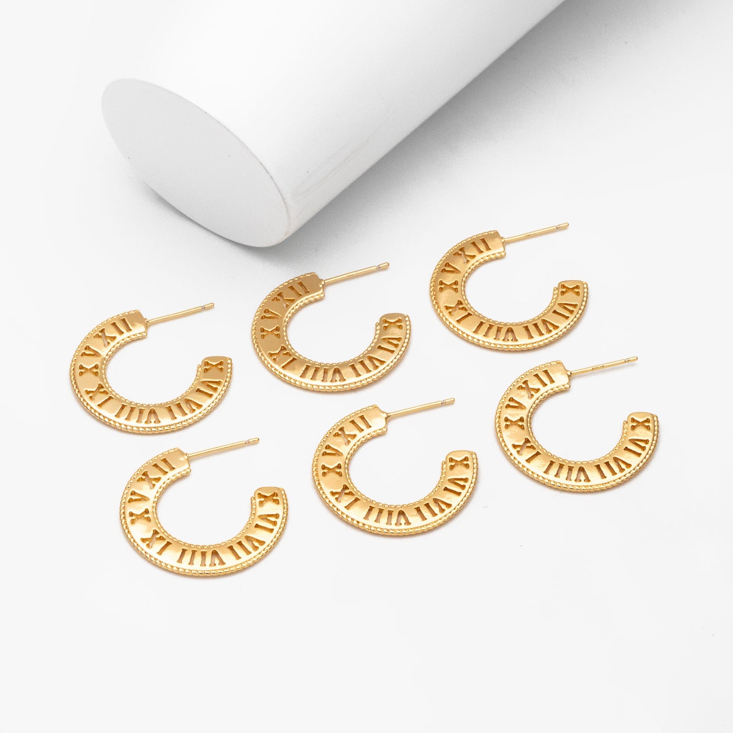 4pcs Gold Roman Numerals Round Circle Earrings 26mm, Gold plated Brass, Dainty Geometric Hoop Stud Earrings (GB-4034)