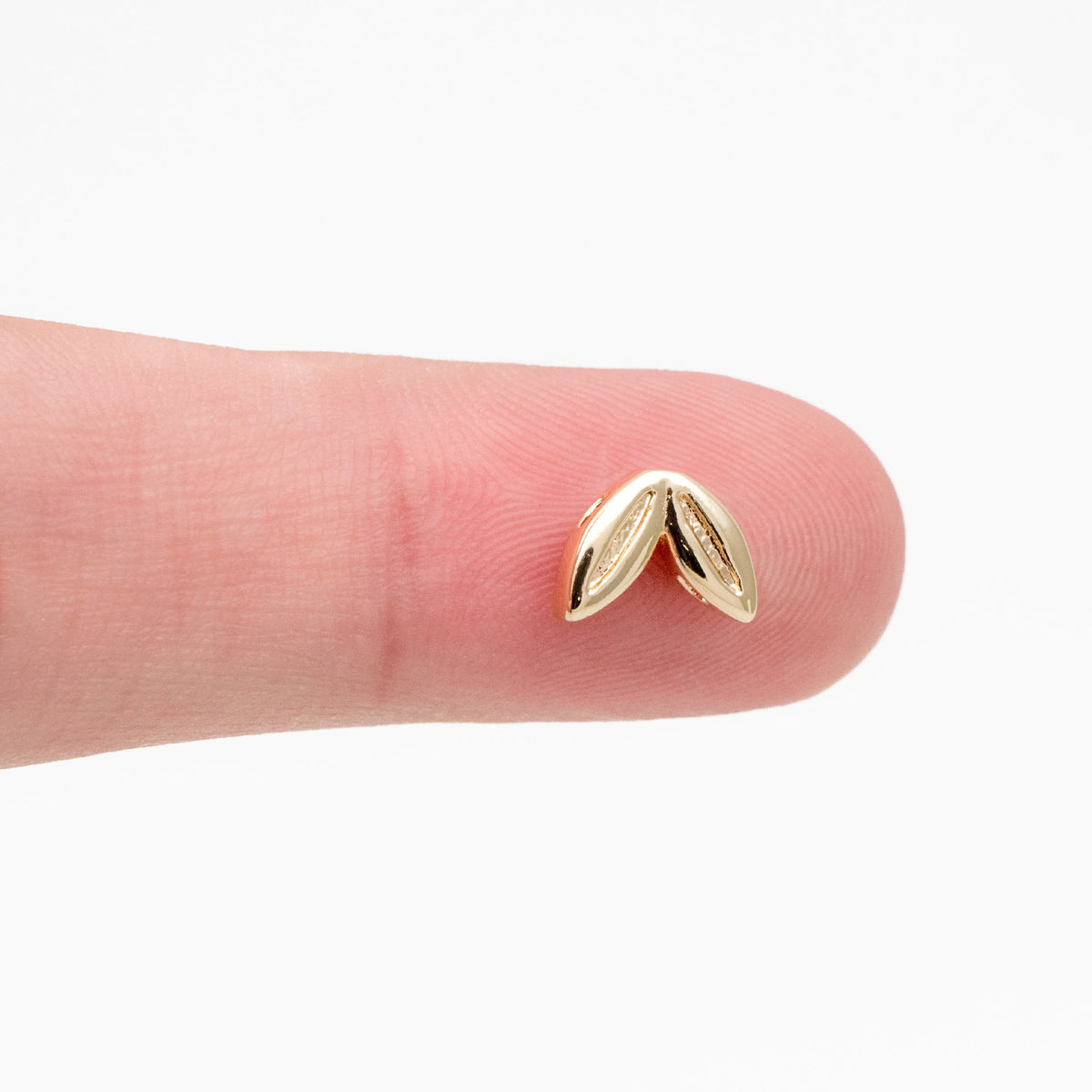 10pcs Gold Leaf Beads, Gold plated Brass Spacer Beads (GB-4093)