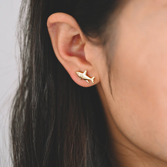 10pcs Gold Shark Earrings 8x16mm, Gold Plated Brass Ocean Stud Earrings (GB-4460-F)