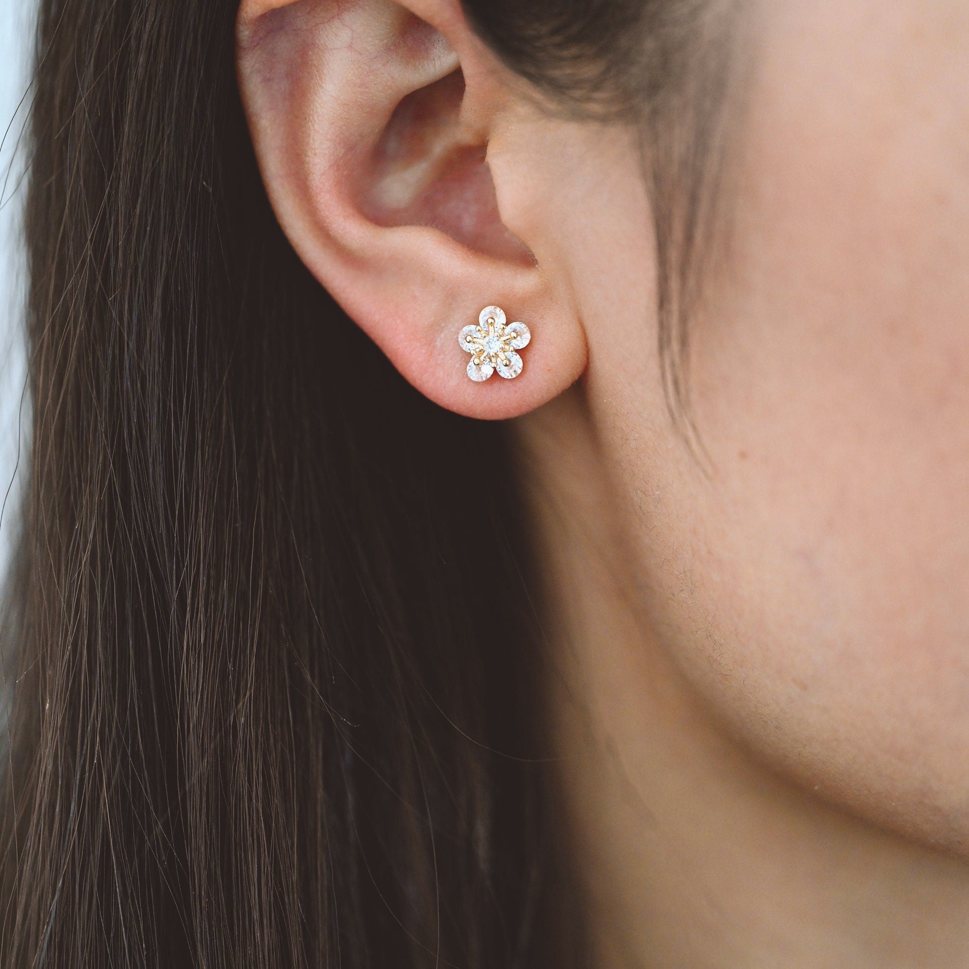 4pcs CZ Pave Gold Flower Ear Posts 8mm, Gold Plated Brass Stud Earrings (GB-3371-D)