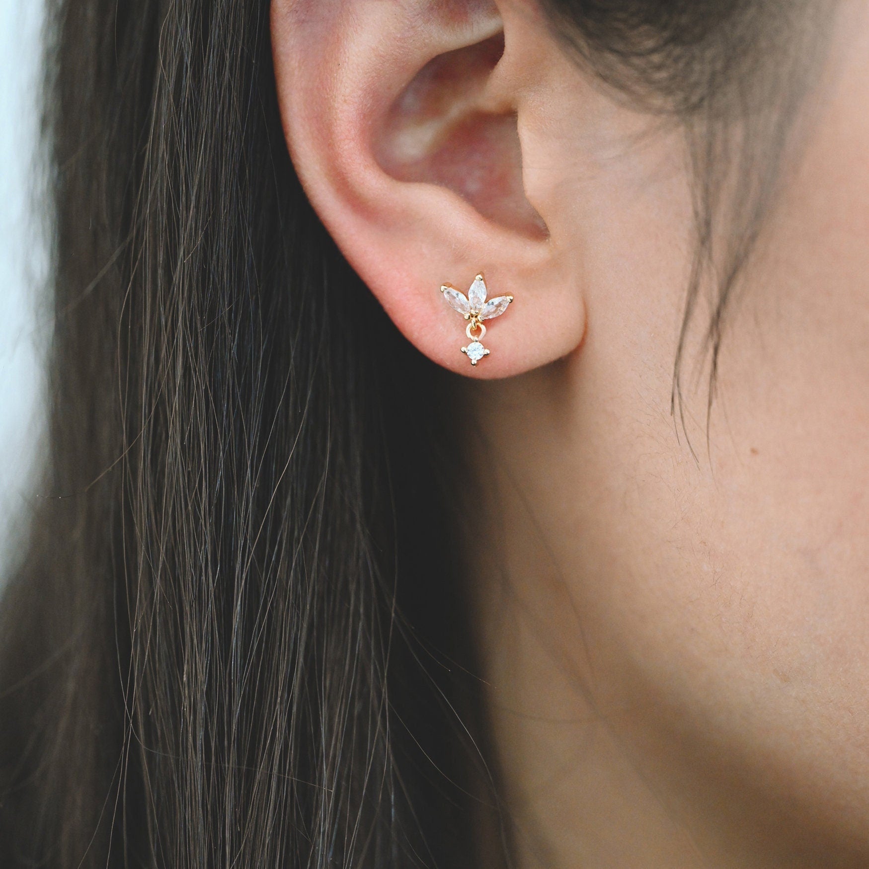 10pcs CZ Pave Gold/ Silver Leaf Earring Posts, Flower Earring, Gold/ Rhodium Plated Brass, Jewelry Supplies (GB-3395-G)