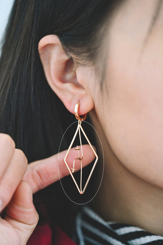 10pcs Gold Rhombus Pendants with Cap for Top Drilled Stone Pearls, Geometric Earring Pendants 47mm (GB-450)