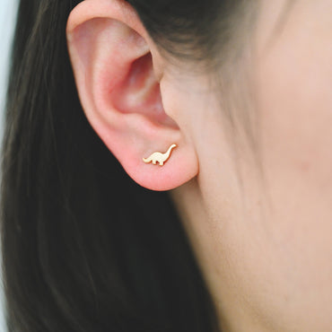 10pcs Gold/ Silver Brushed Dinosaur Earrings 6.5x10mm, Tiny Stud Earrings (GB-4209)