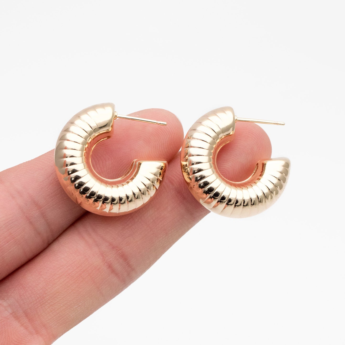 4pcs Gold Round Circle Earrings 25mm, Gold plated Brass, Dainty Geometric Hoop Stud Earrings (GB-4265)