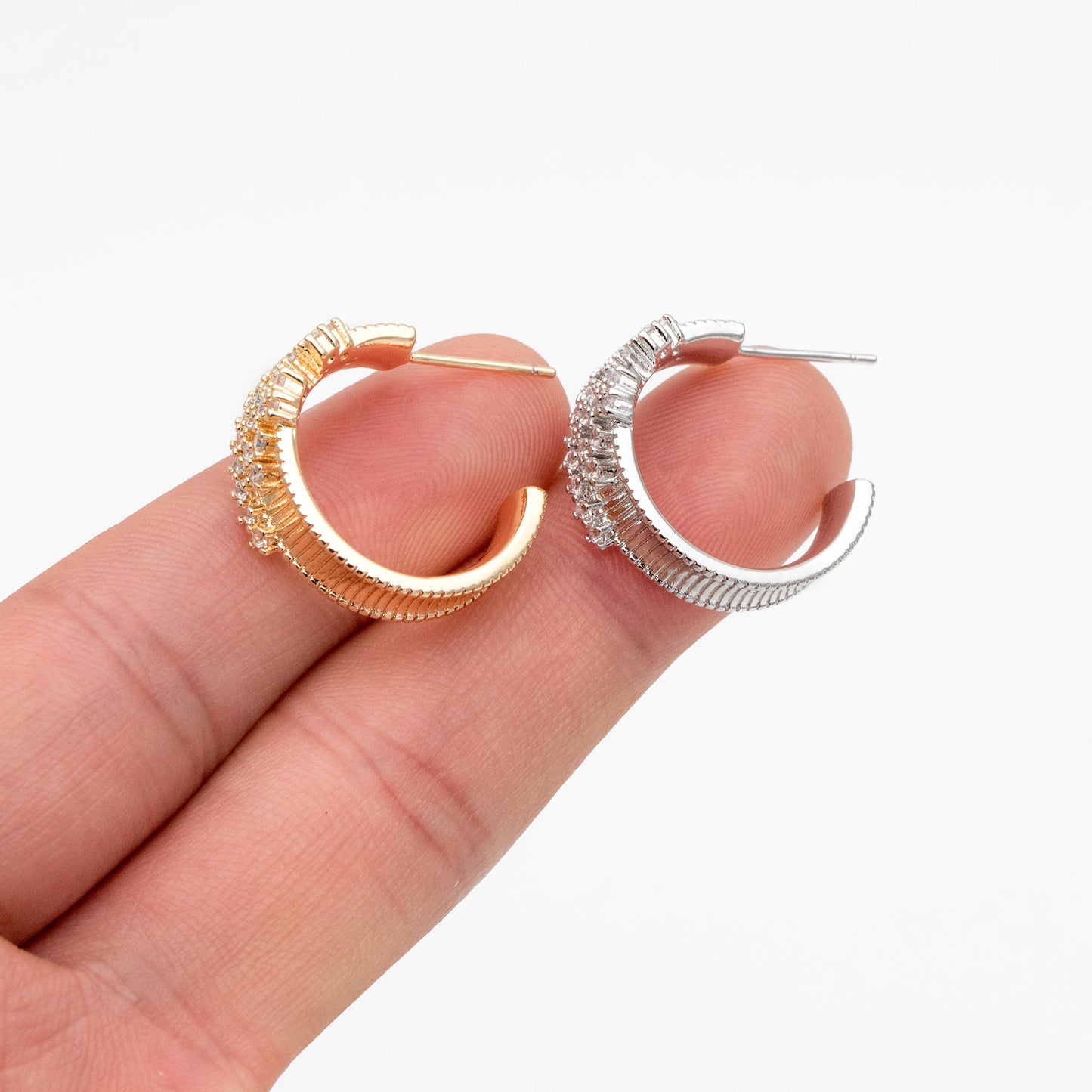 4pcs CZ Pave Gold/ Silver Round Circle Earrings, Gold/ Rhodium plated Brass, Geometric Hoop Stud Earrings (GB-4316)