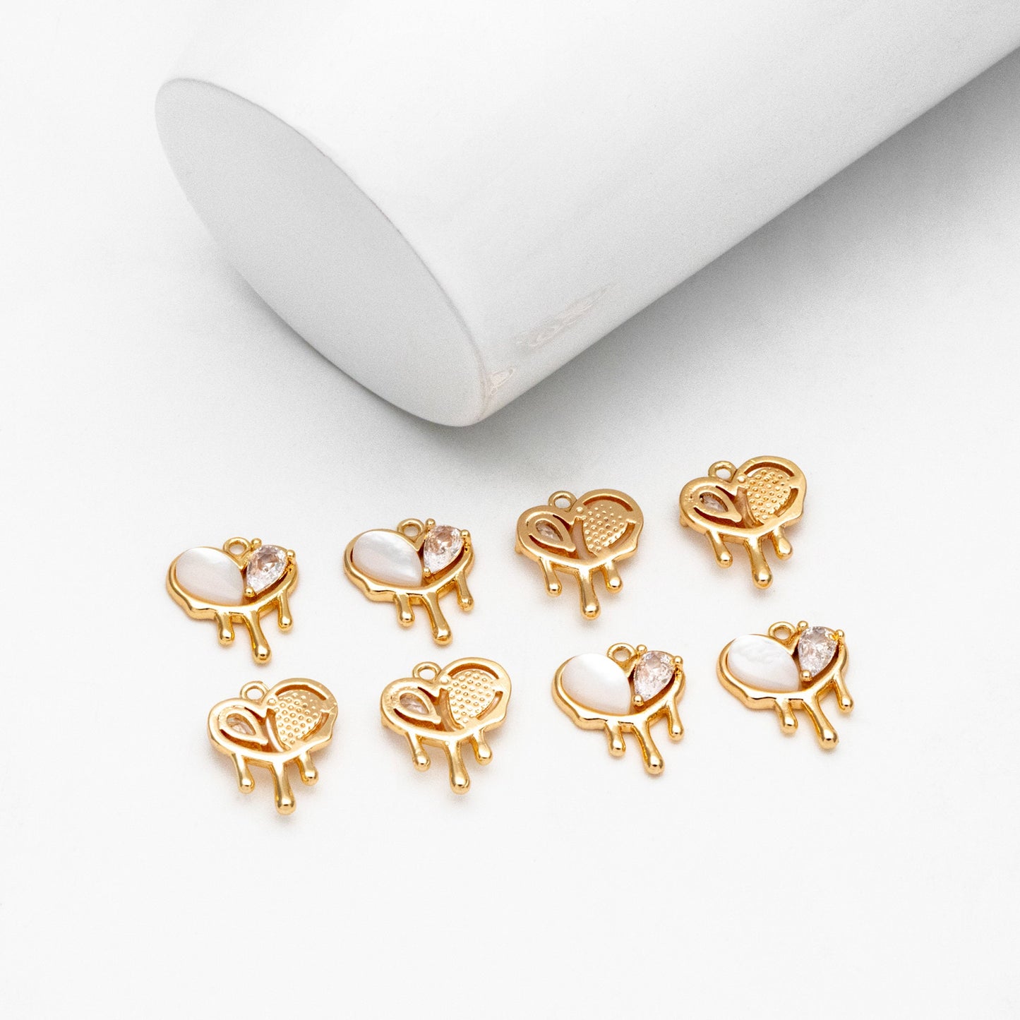 4pcs Shell Pave Heart Charms, 18K Gold plated Brass, CZ Gold Heart Pendants (GB-2782-O)