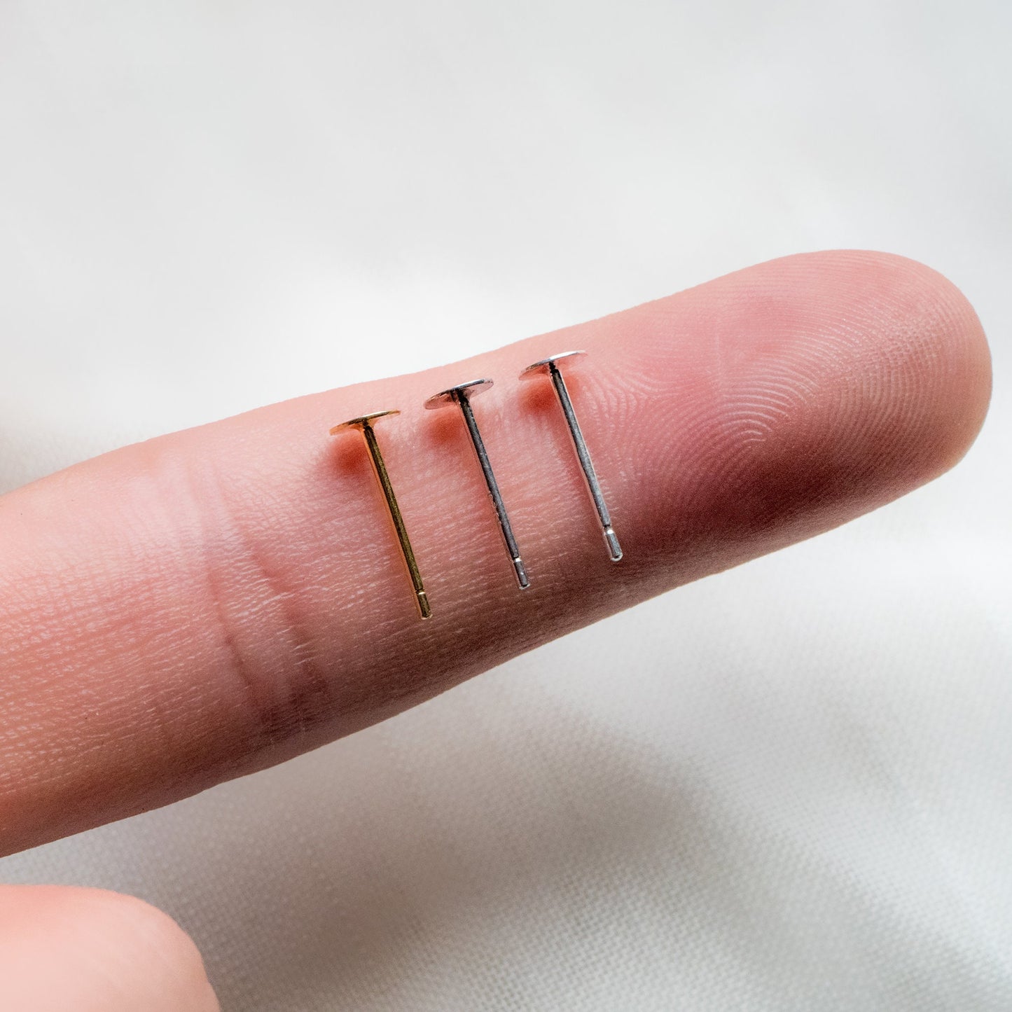 10pcs Sterling Silver Stud Ear Posts, Gold/ Rhodium plated .925 Silver, 4mm Flat Pad/ Cup, Glue On Earring Findings (CY-006)