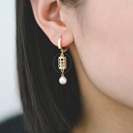 4pcs Gold Birdcage Charms with CZ Diamond Inside, 18K Gold plated Brass, 3D Cage Pendants 16x7mm (GB-2380)